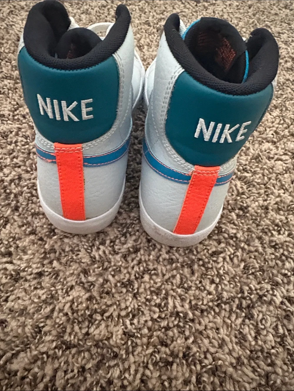 Nike Blazer Mid '77 GS Pure Platinum Laser Blue Orange